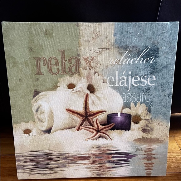 2 matching canvases - Picture 2 of 3